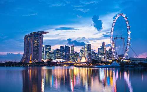 Autobus panoramico a Marina Bay a Singapore