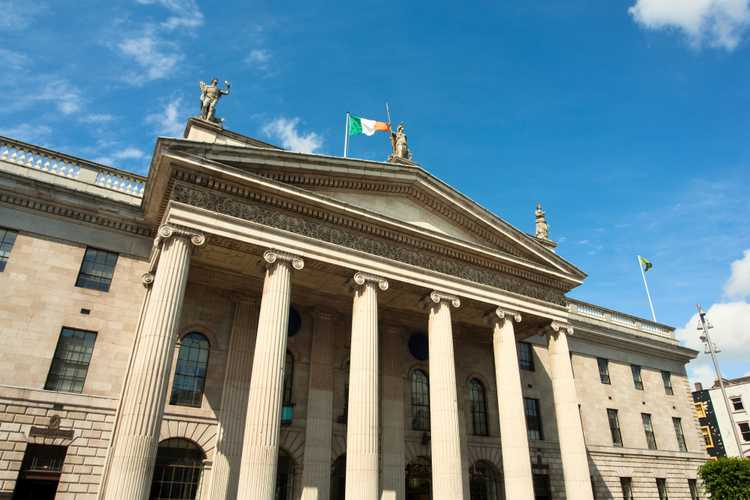 Descoperă Dublin cu tururi oficiale cu autobuzul hop-on hop-off – Rute flexibile, monumente emblematice și vederi panoramice ale orașului 2026